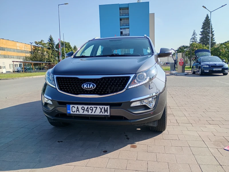 Kia Sportage, снимка 2 - Автомобили и джипове - 52287494