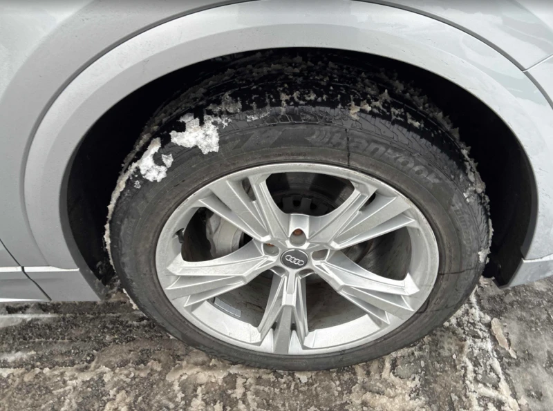 Audi Q8 Technik, снимка 8 - Автомобили и джипове - 53363027