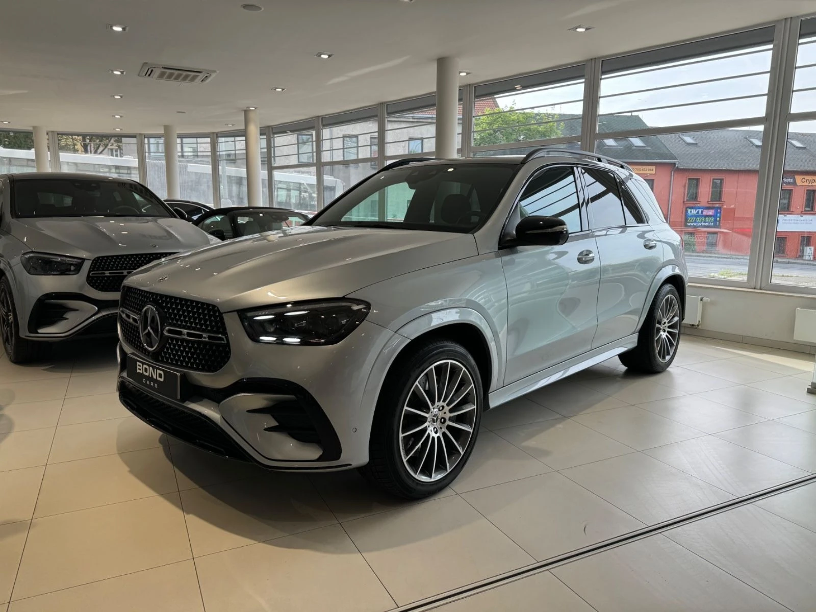 Mercedes-Benz GLE 350  - изображение 2