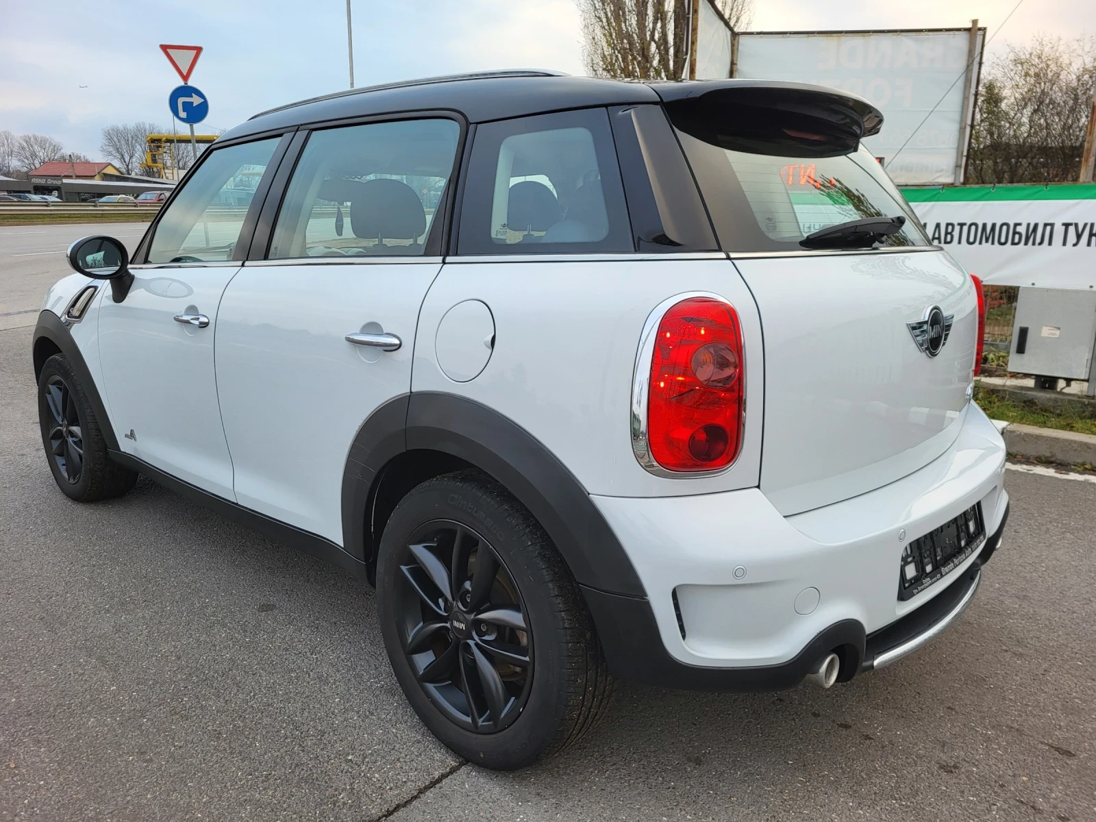 Mini Countryman ALL4 2.0 SD 143 KC НОВ ВНОС ИТАЛИЯ  - изображение 8