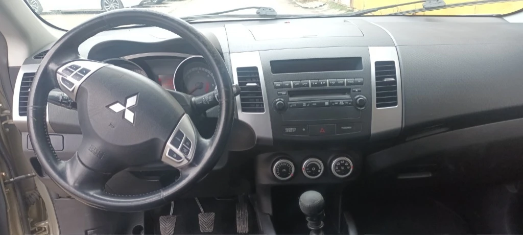 Mitsubishi Outlander  - изображение 8