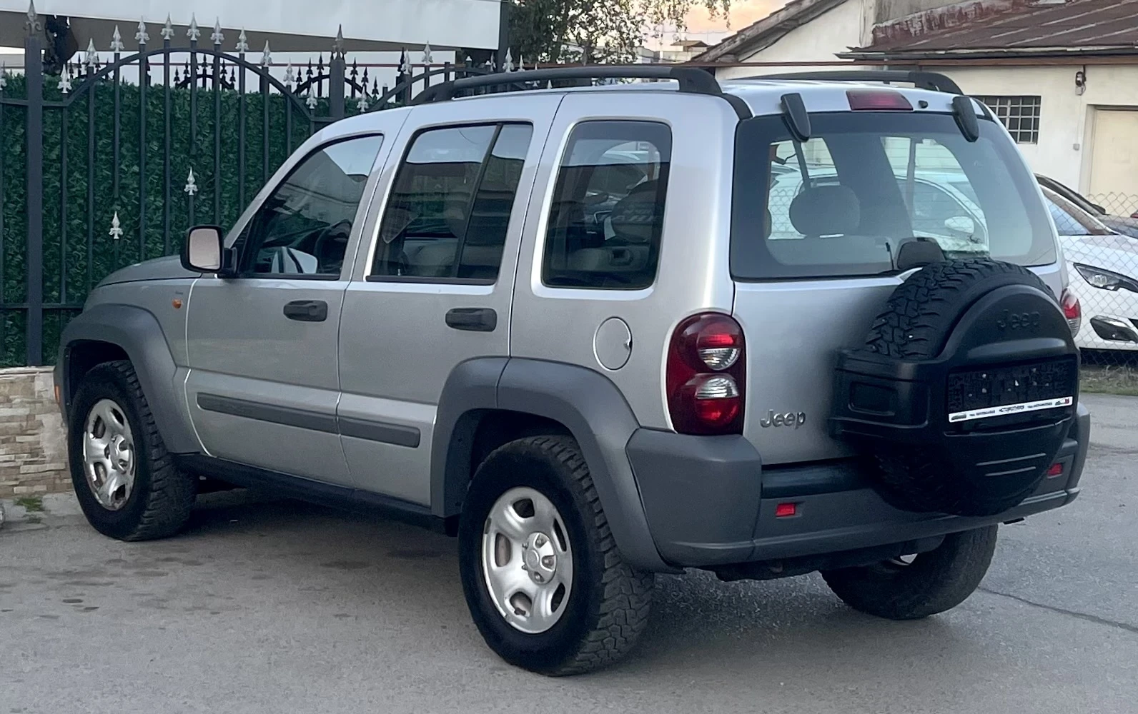 Jeep Cherokee 2.8L CRD FACELIFT  - изображение 6