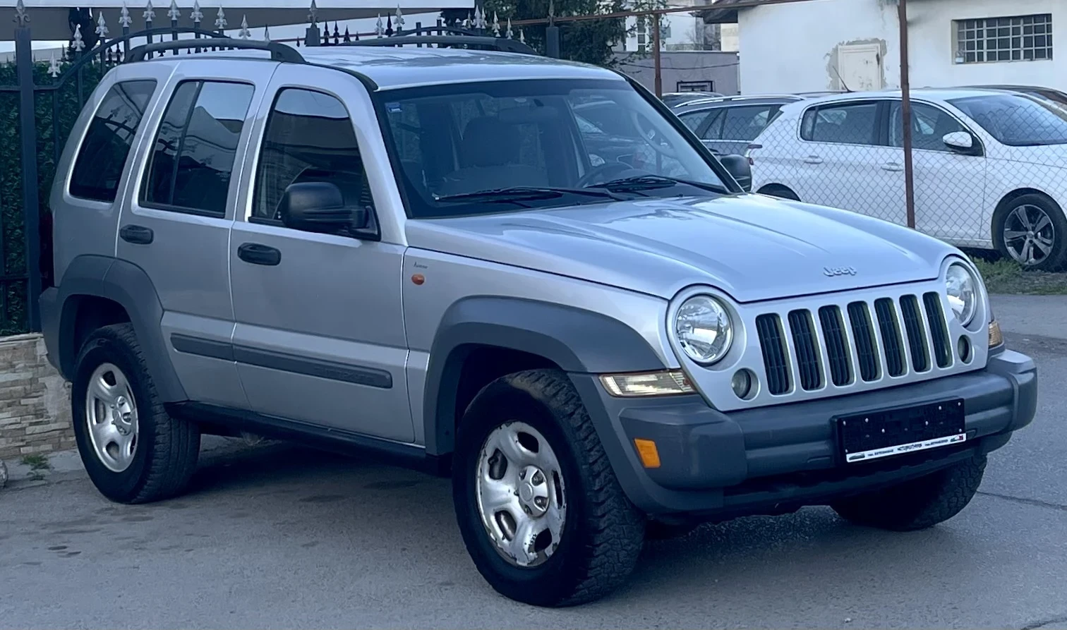 Jeep Cherokee 2.8L CRD FACELIFT  - изображение 3