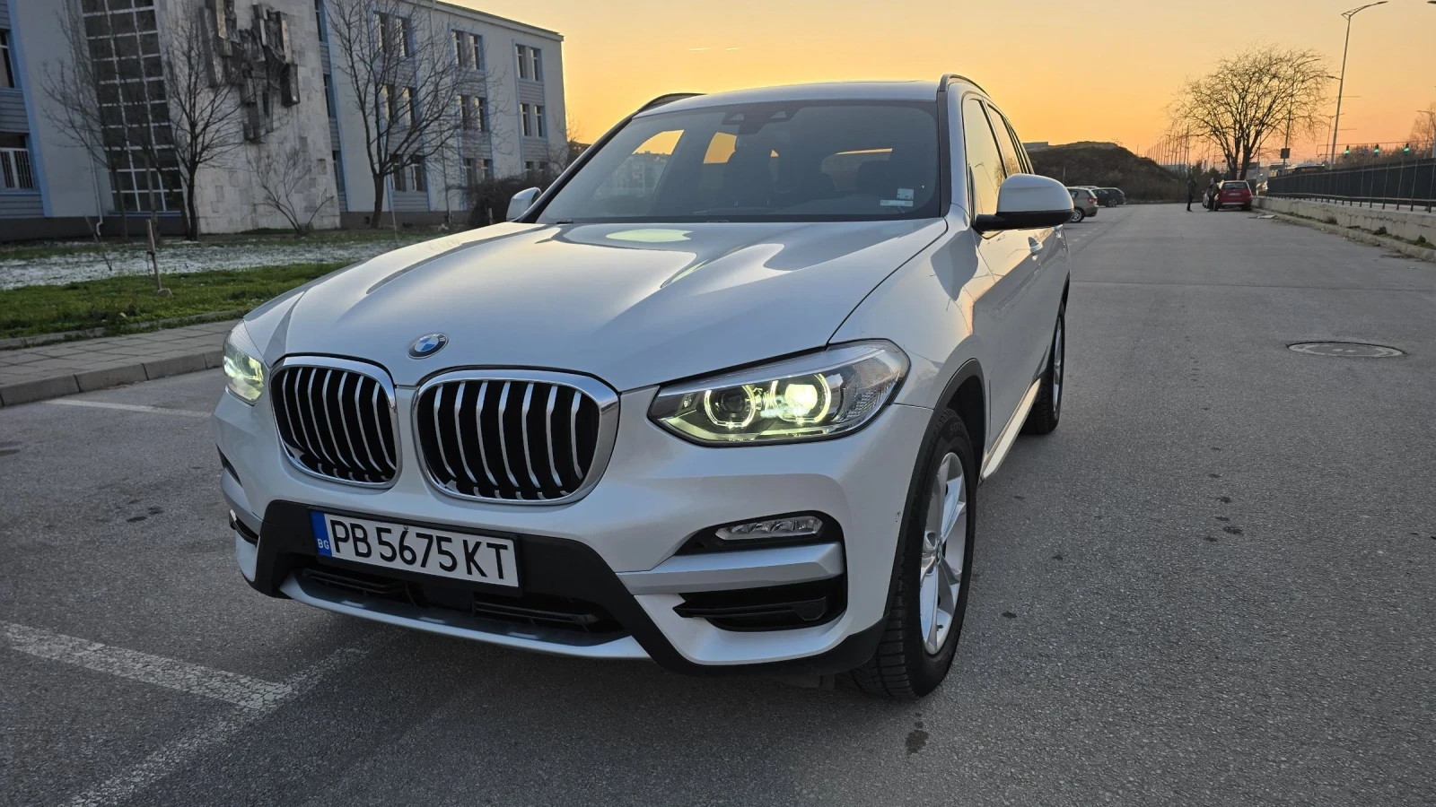BMW X3 2.0d X-line - изображение 2