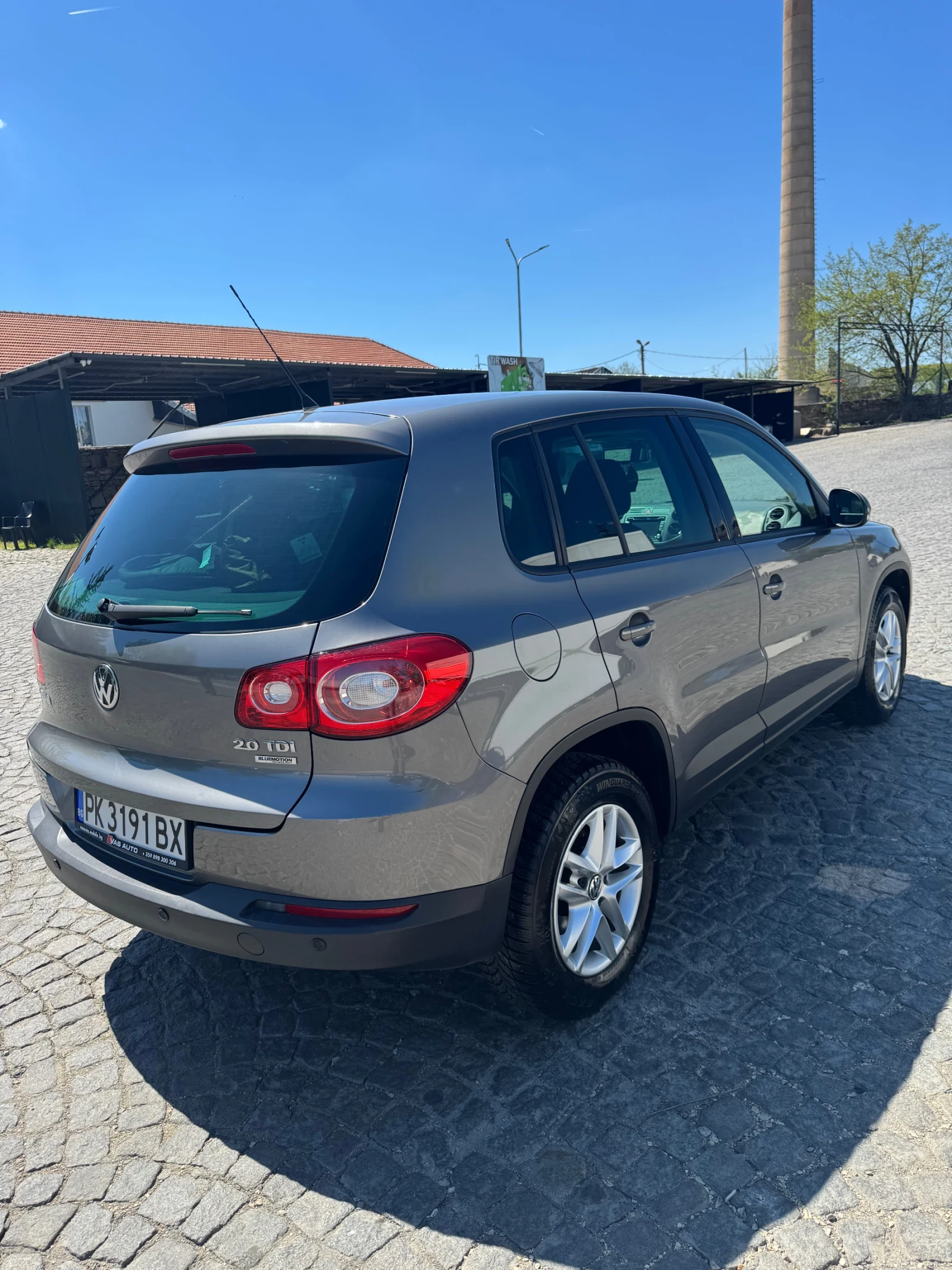 VW Tiguan 2.0TDI 140HP 6 СКОРОСТИ, снимка 6 - Автомобили и джипове - 54320844