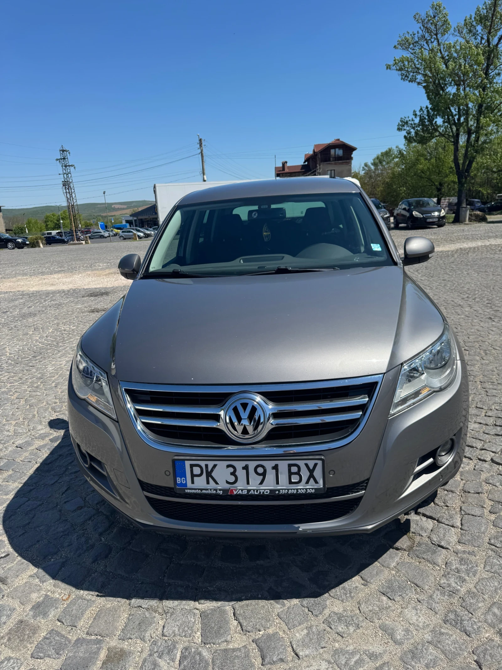 VW Tiguan 2.0TDI 140HP 6 СКОРОСТИ, снимка 2 - Автомобили и джипове - 54320844