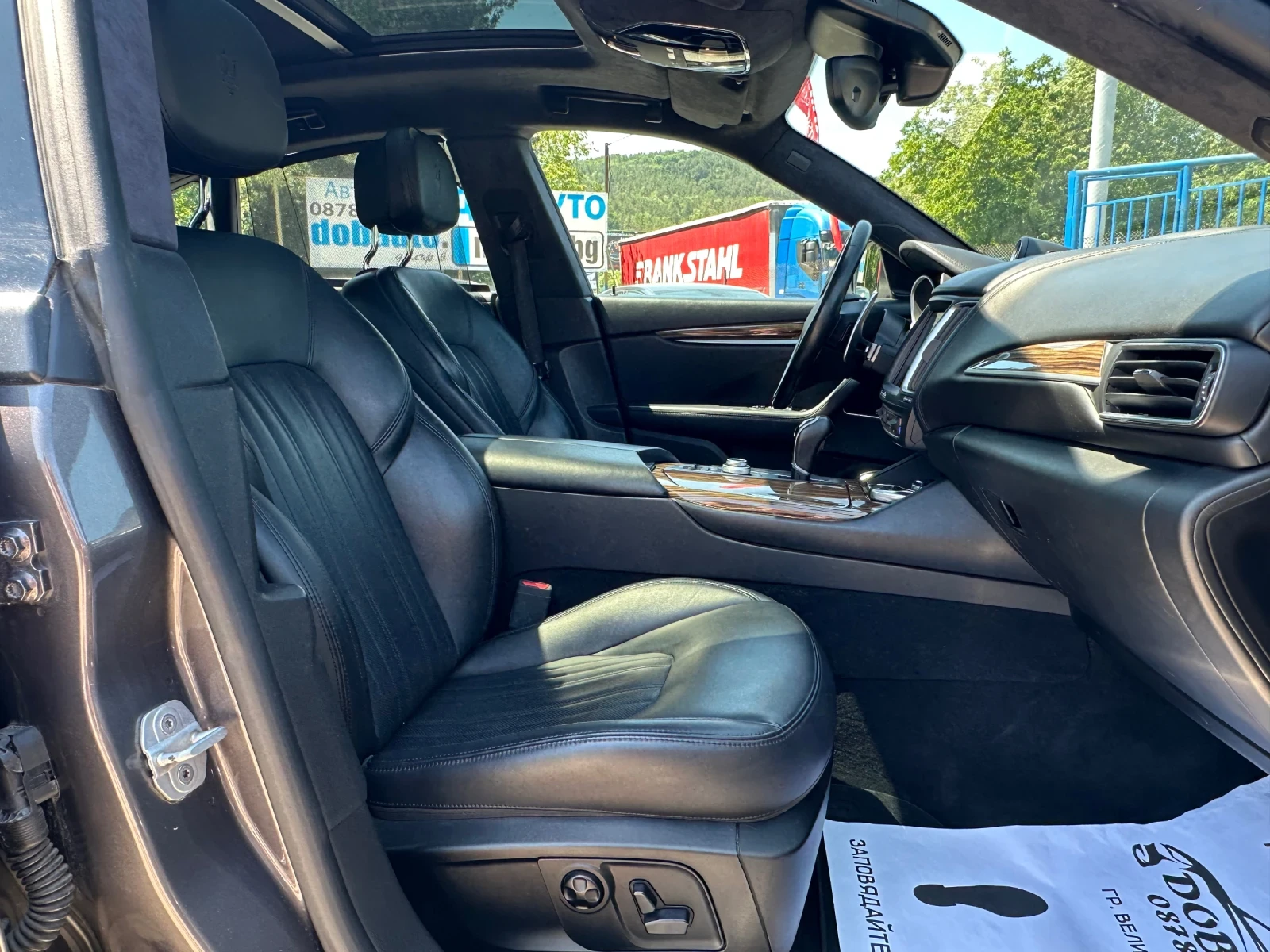Maserati Levante SQ4-3.0i-4X4-CAM-360 -CARPLАY-ОБДУХВАНЕ, снимка 16 - Автомобили и джипове - 54956392