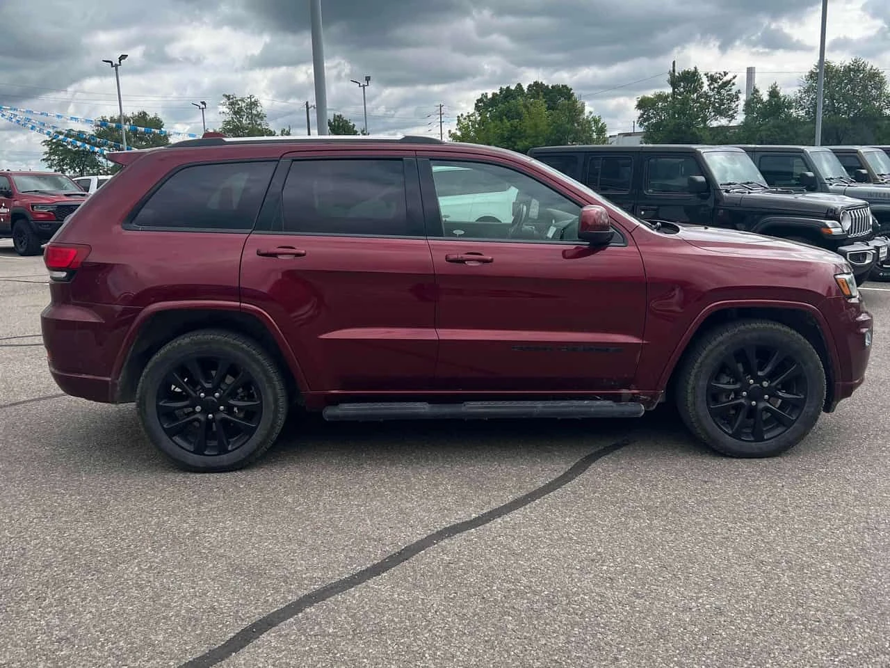 Jeep Grand cherokee * Altitude * CARFAX * ����� �� �����������  | Mobile.bg � ����������� 3