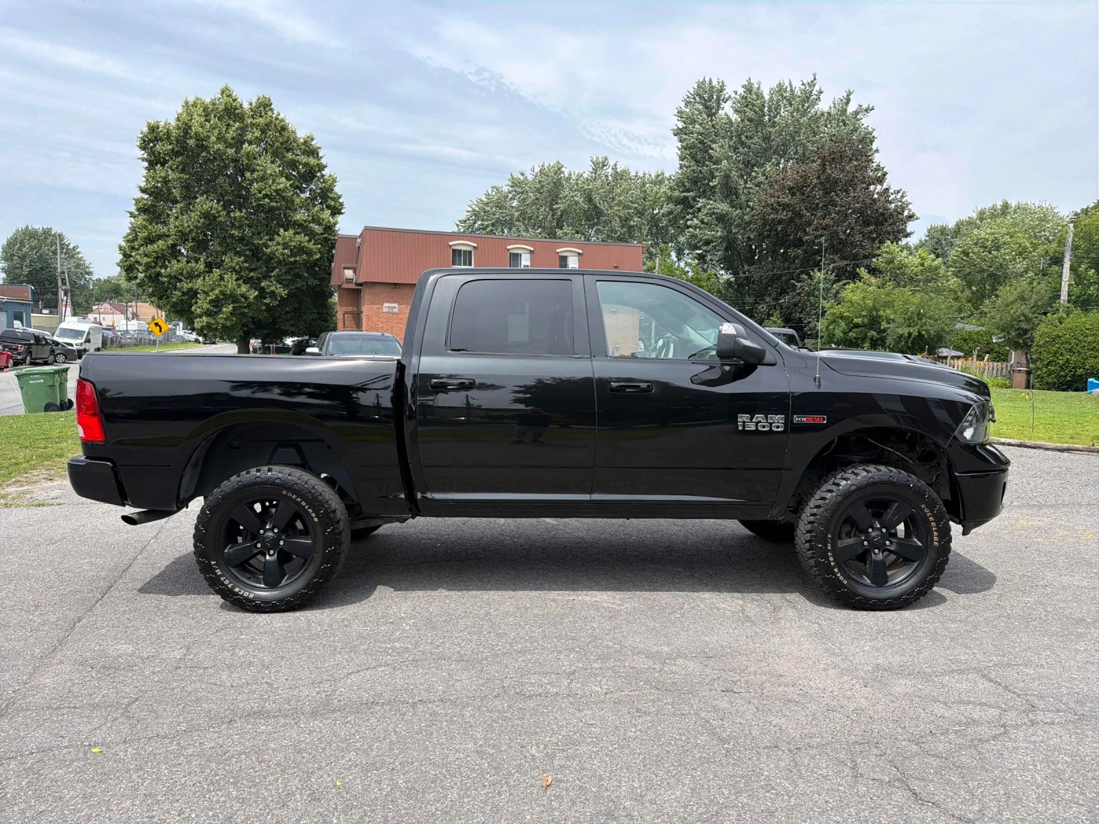Dodge RAM 1500 SLT /ECODIESEL / PODGREV / KEYLESS / CARFAX, снимка 3 - Автомобили и джипове - 55417498