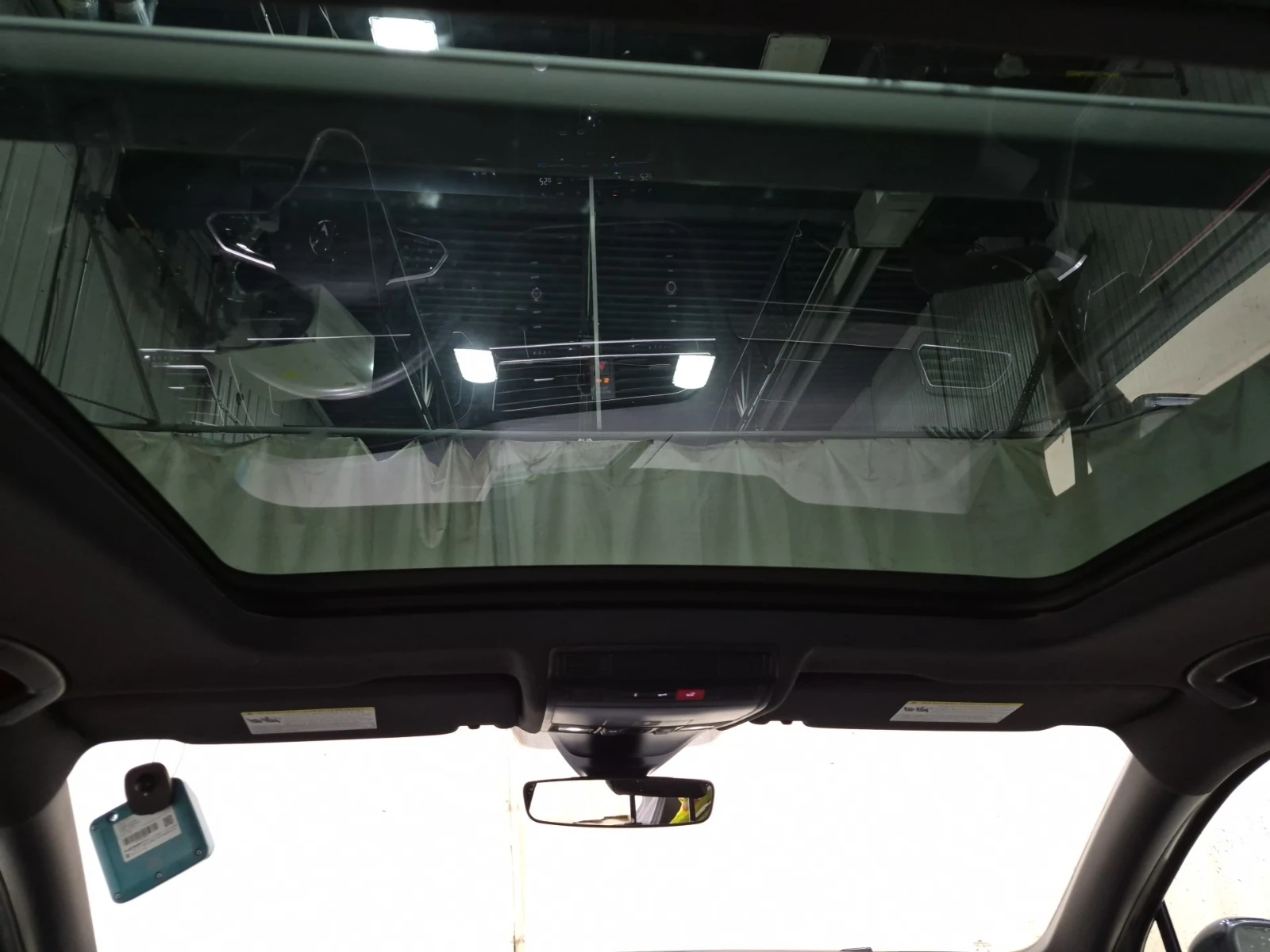 VW Tiguan COMFORTLINE R-LINE BLACK EDITION /  ПАНО / ПРОГНОЗ, снимка 15 - Автомобили и джипове - 55646826