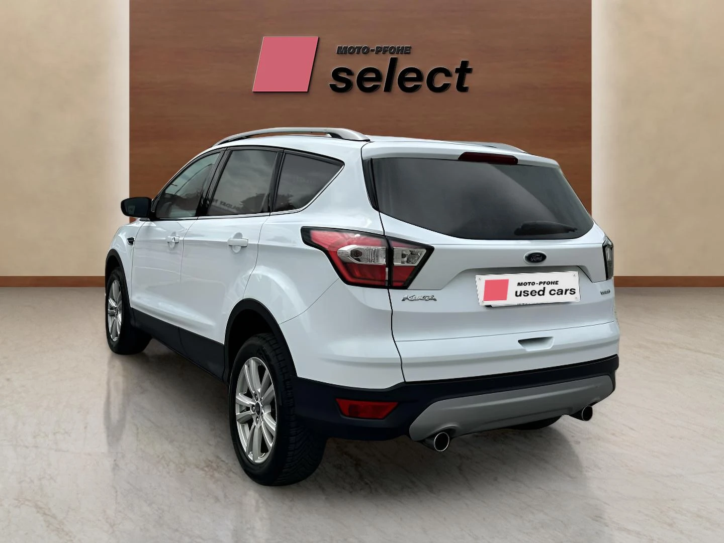 Ford Kuga 1.5 EcoBoost, снимка 5 - Автомобили и джипове - 56047780