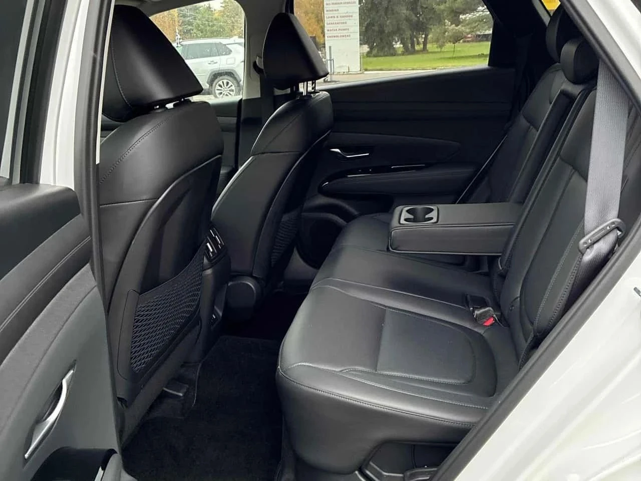 Hyundai Tucson, снимка 11 - Автомобили и джипове - 56724305