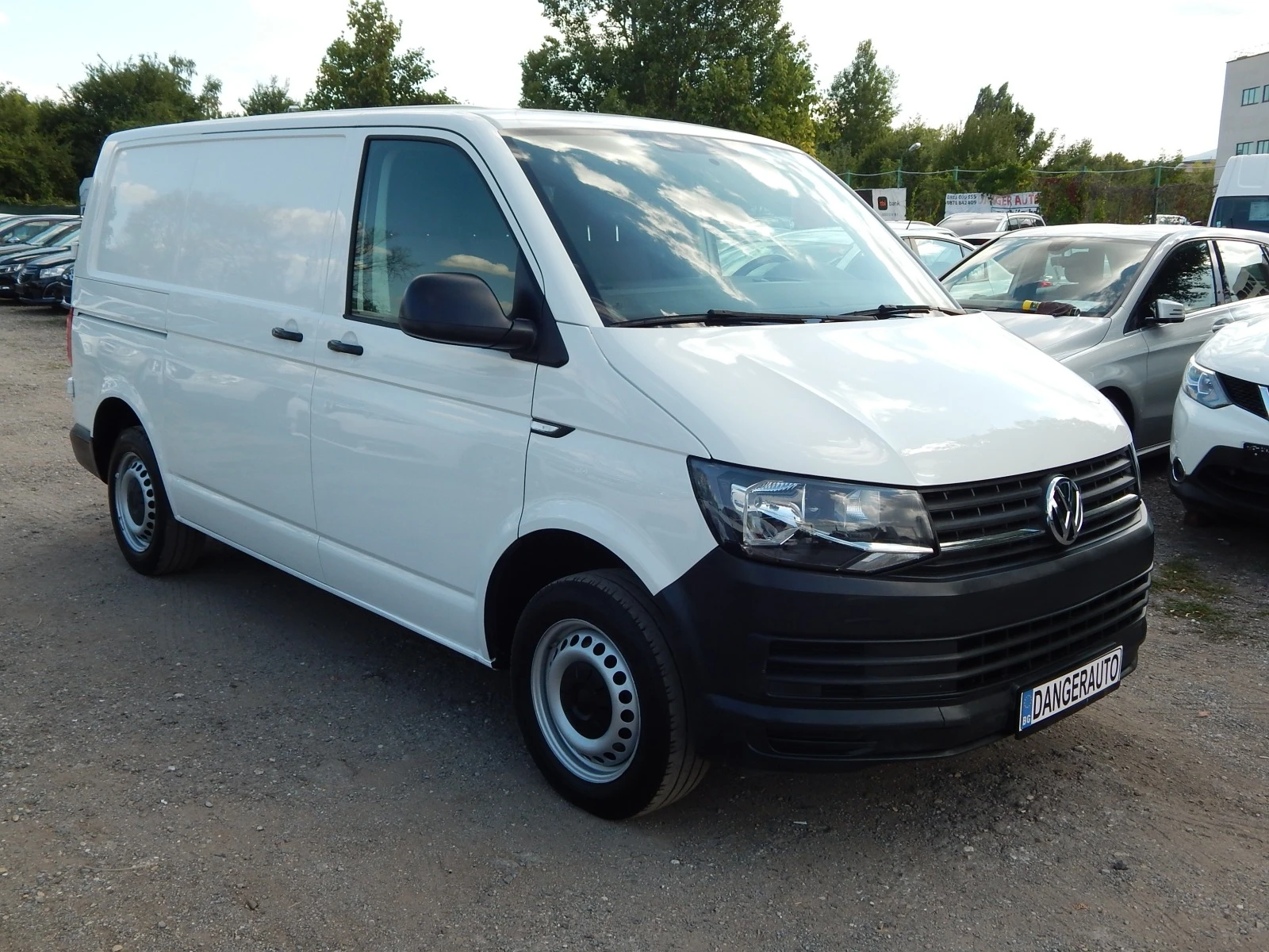 VW Transporter 2.0TDI - изображение 3