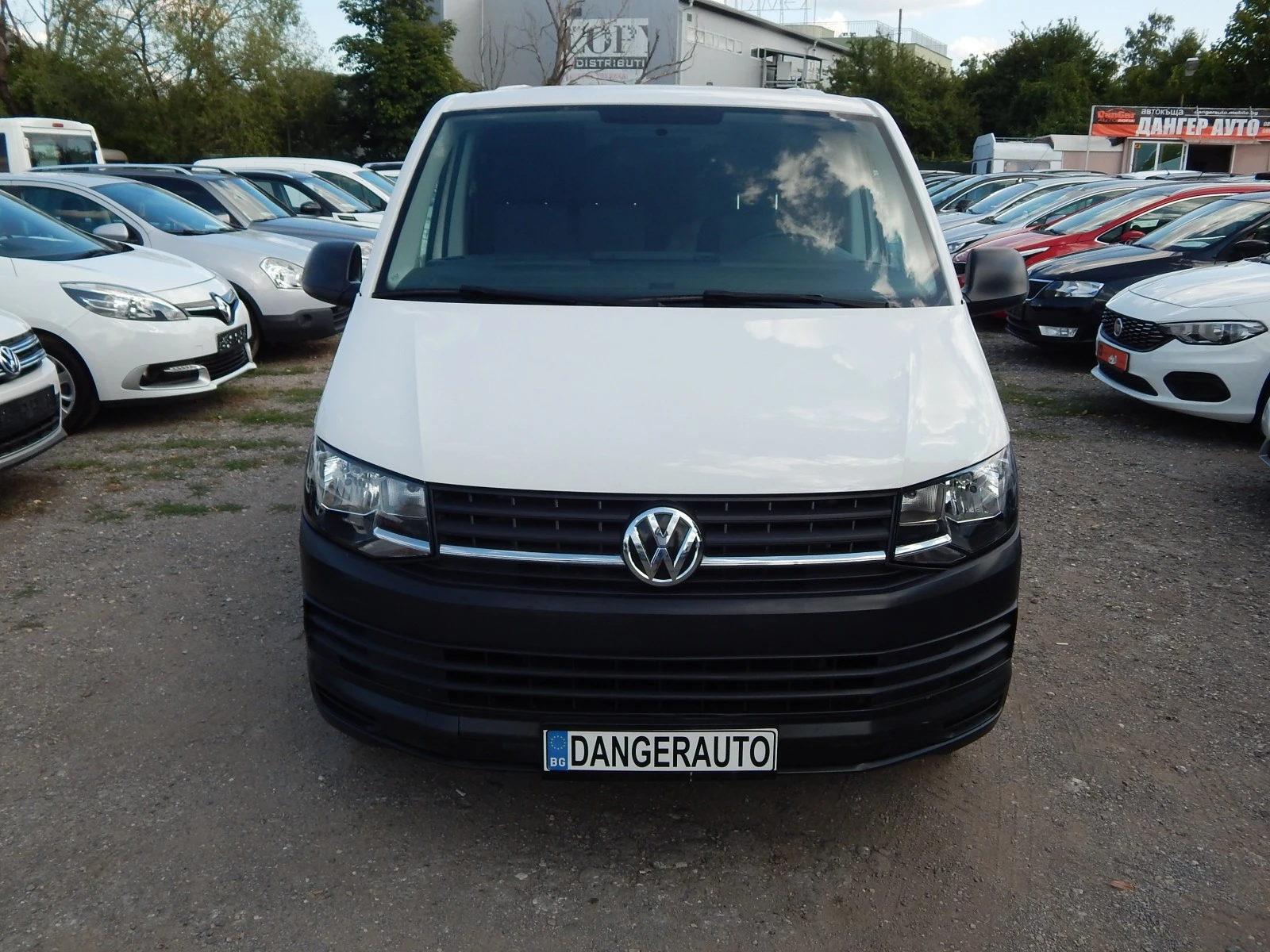 VW Transporter 2.0TDI - изображение 2