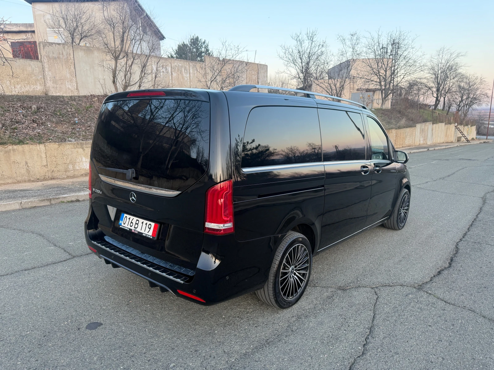 Mercedes-Benz V 220 170 ks UNKAT - изображение 6