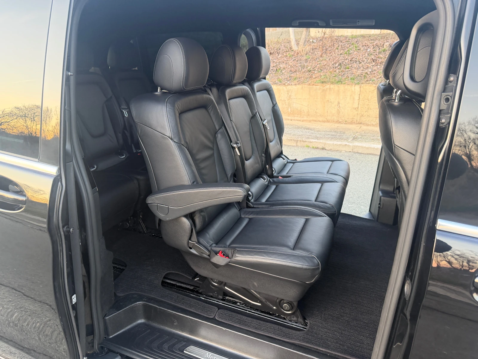 Mercedes-Benz V 220 170 ks UNKAT, снимка 12 - Бусове и автобуси - 53763767