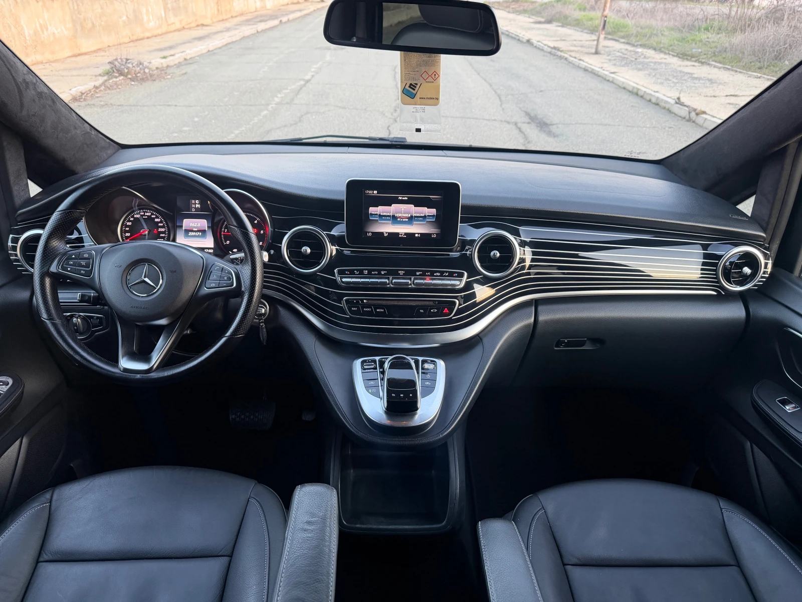 Mercedes-Benz V 220 170 ks UNKAT, снимка 11 - Бусове и автобуси - 53763767