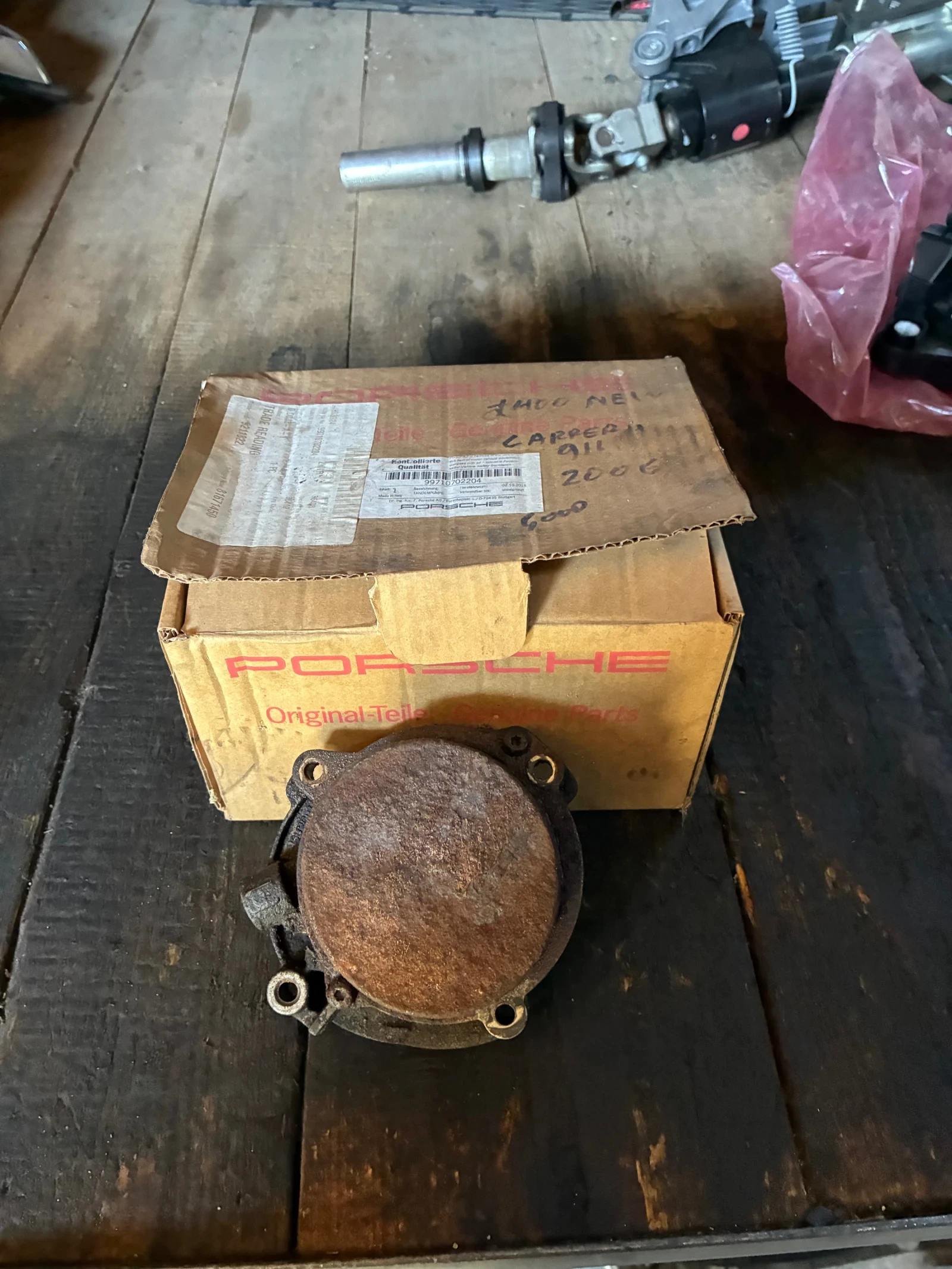 Вакуум, Тандем помпа Порше. Porsche 911,Carrera, Boxter, Cayman. 99710702204. Маслена помпа. , снимка 2 - Части - 53785639