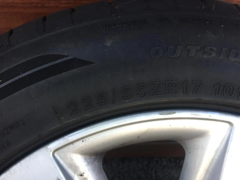 Гуми с джанти Pirelli 225/55R17, снимка 8 - Гуми и джанти - 32494607