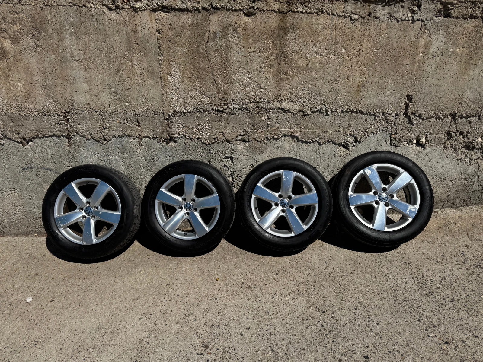    215/60R17  VW Tiguan | Mobile.bg   1