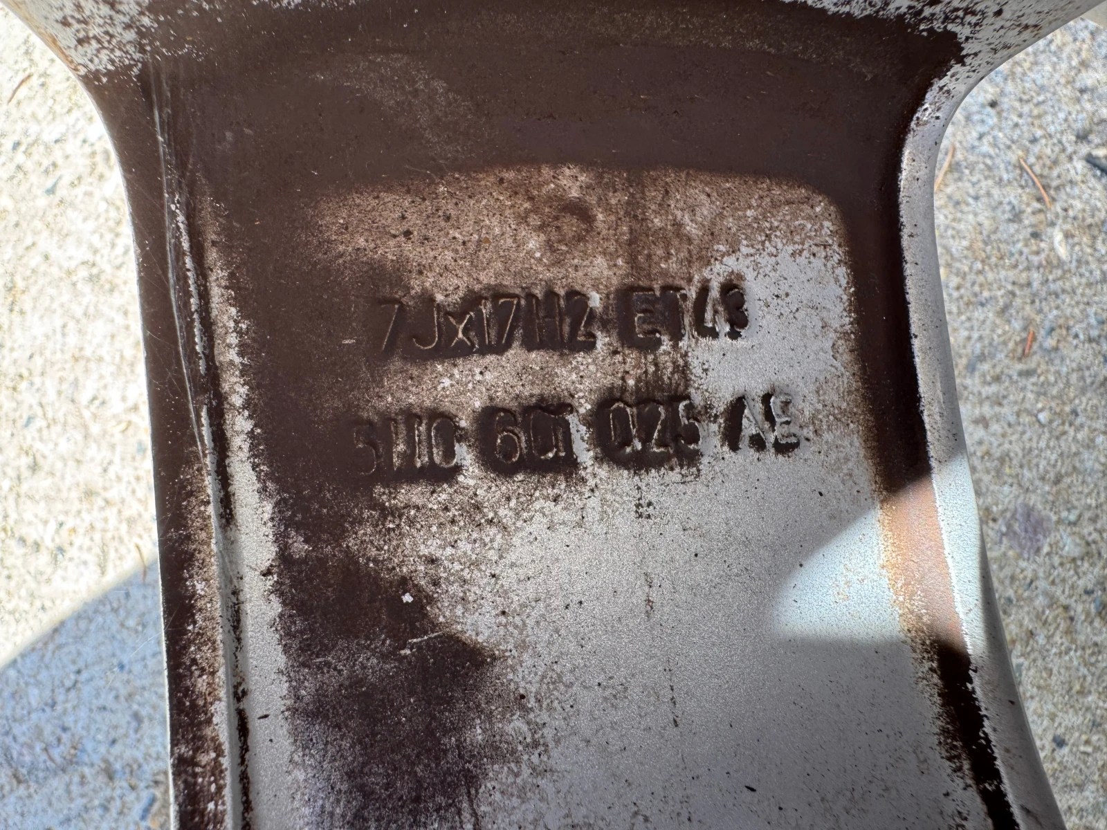    215/60R17  VW Tiguan | Mobile.bg   10