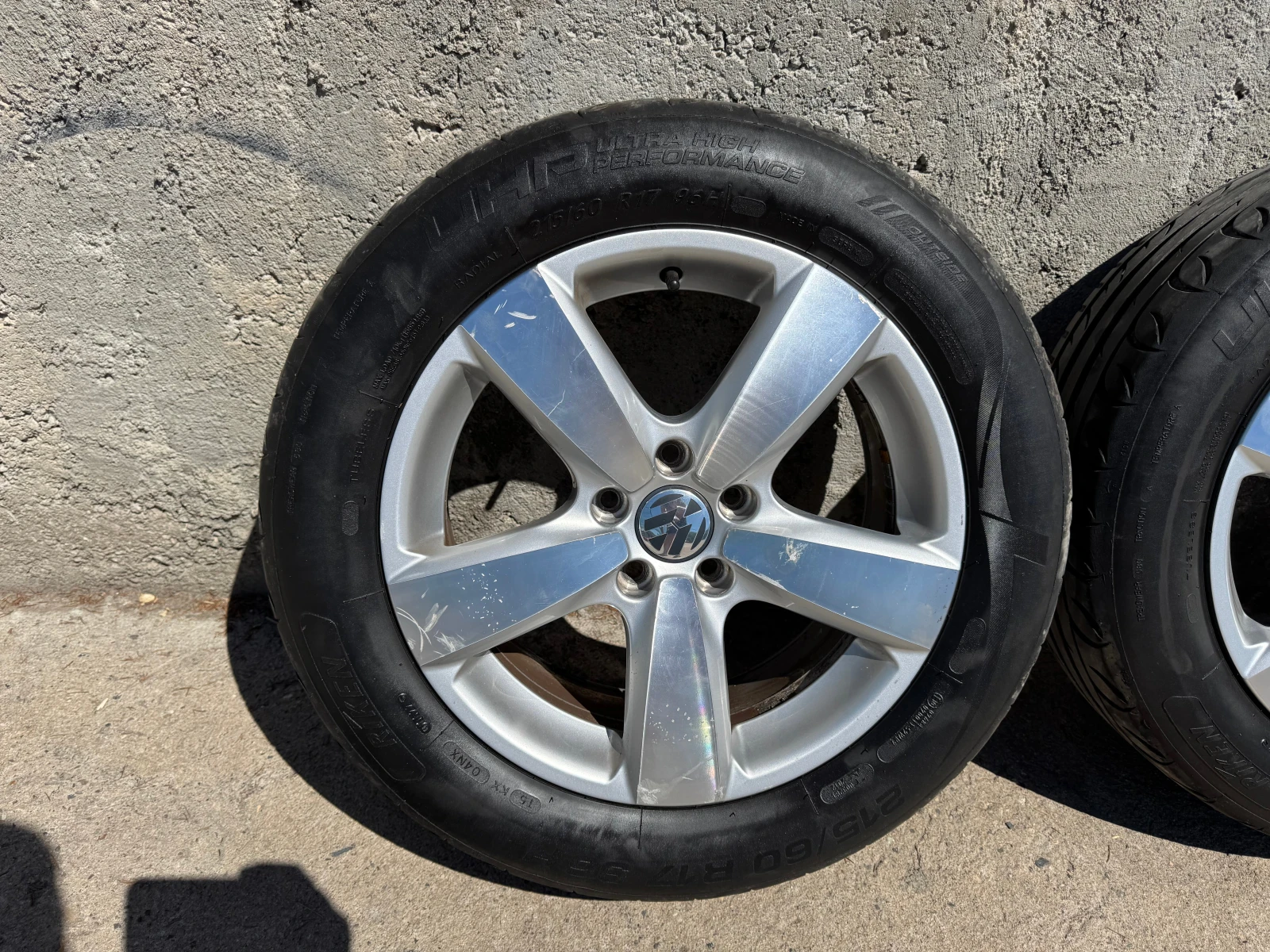    215/60R17  VW Tiguan | Mobile.bg   9