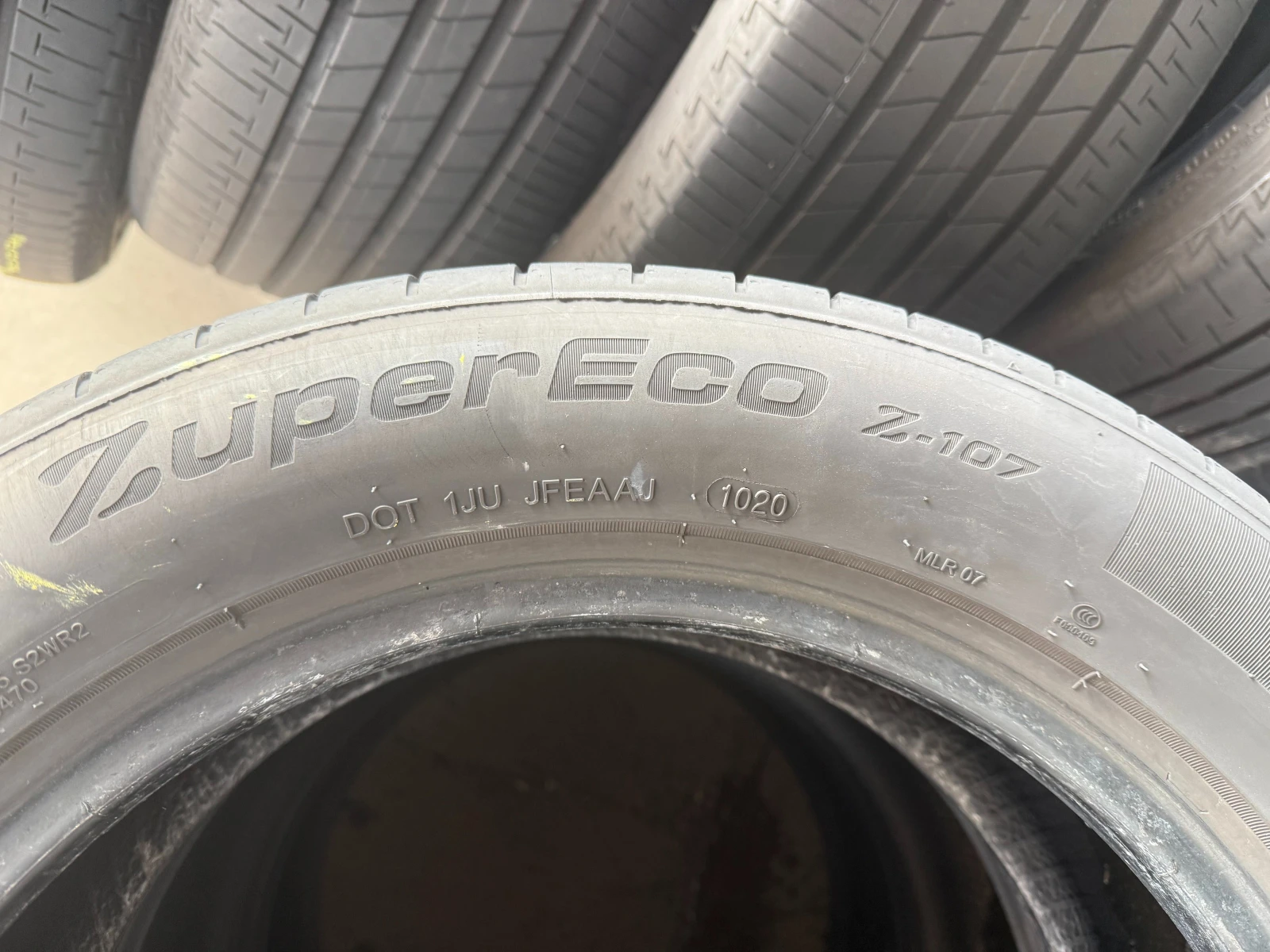 Гуми Летни 205/55R16, снимка 4 - Гуми и джанти - 53993450