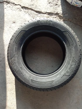 Гуми Всесезонни 215/65R16, снимка 6 - Гуми и джанти - 48960889