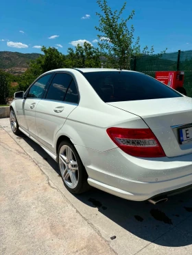 Mercedes-Benz C 300, снимка 3