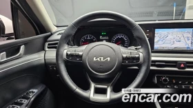 Kia K5, снимка 12