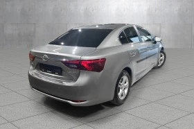 Toyota Avensis * Нов внос * 1.8* Кожен салон* 75000км* , снимка 5