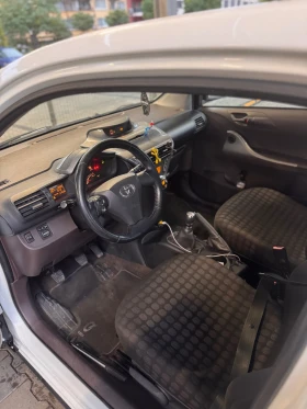 Toyota IQ | Mobile.bg    7