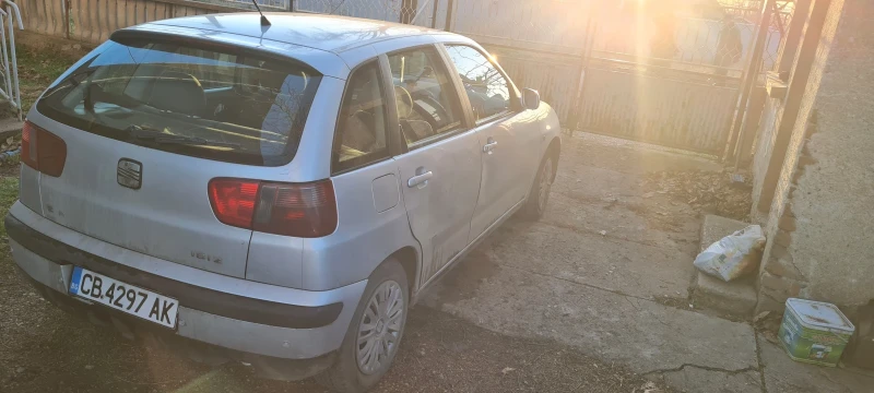 Seat Ibiza, снимка 6 - Автомобили и джипове - 48117825