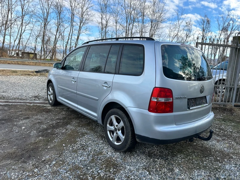 VW Touran 1.9TDI 6скорости, снимка 4 - Автомобили и джипове - 48325865