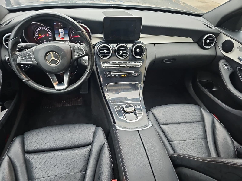 Mercedes-Benz C 300 KeylessGo* CarPlay* М.Точка* Pano* , снимка 8 - Автомобили и джипове - 48679479