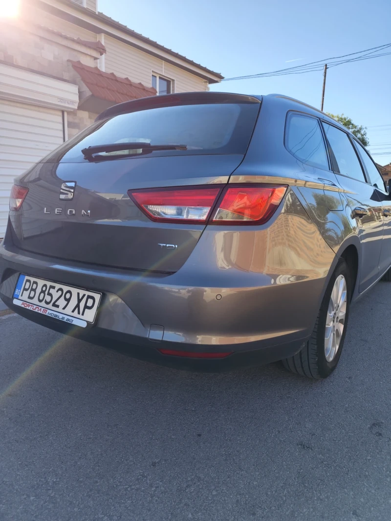 Seat Leon 1.6 TDI, снимка 8 - Автомобили и джипове - 48872886