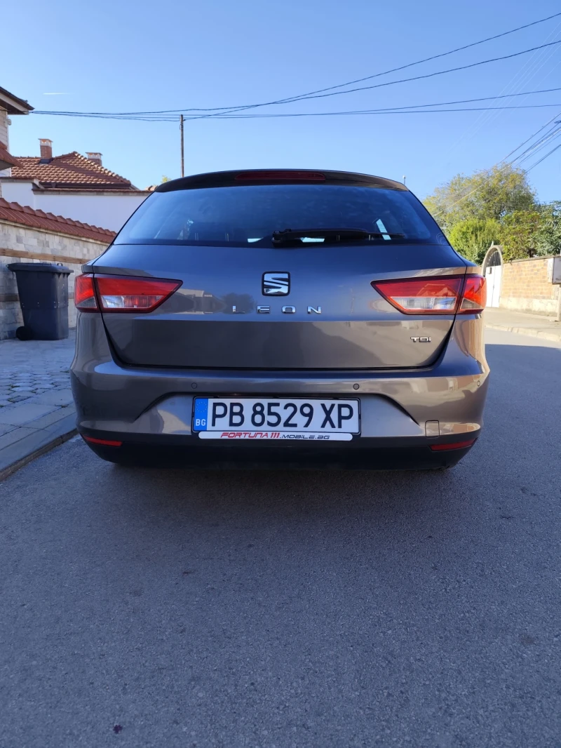 Seat Leon 1.6 TDI, снимка 7 - Автомобили и джипове - 48872886