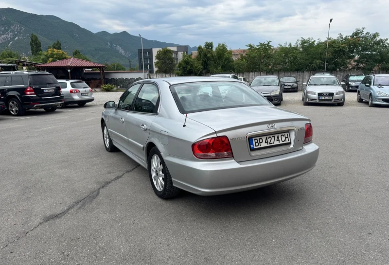 Hyundai Sonata 2.0i GAZ - КЛИМАТРОНИК - УНИКАТ, снимка 7 - Автомобили и джипове - 51025377