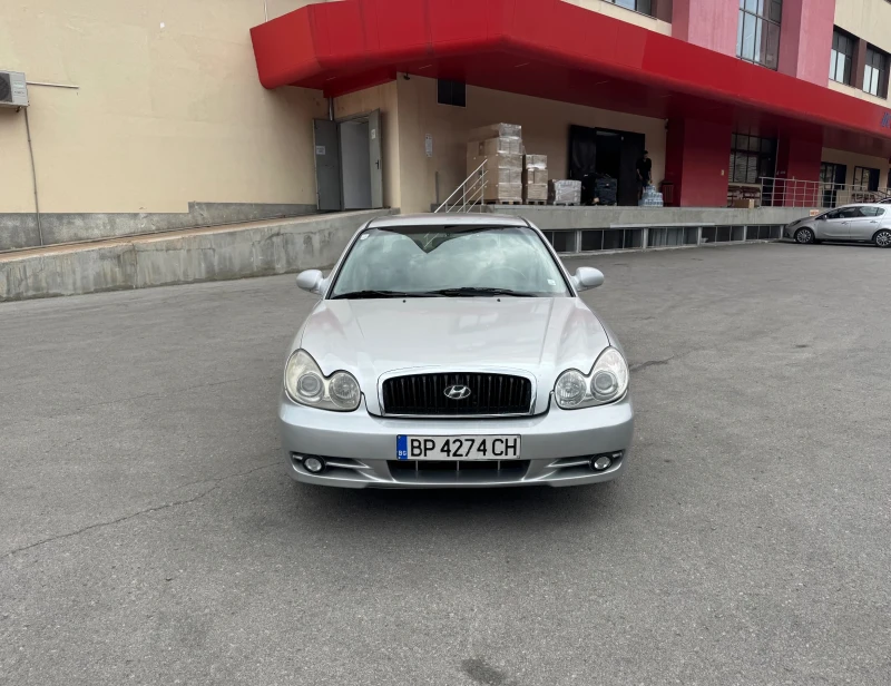 Hyundai Sonata 2.0i GAZ - КЛИМАТРОНИК - УНИКАТ, снимка 2 - Автомобили и джипове - 51025377