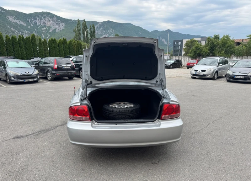 Hyundai Sonata 2.0i GAZ - КЛИМАТРОНИК - УНИКАТ, снимка 15 - Автомобили и джипове - 51025377