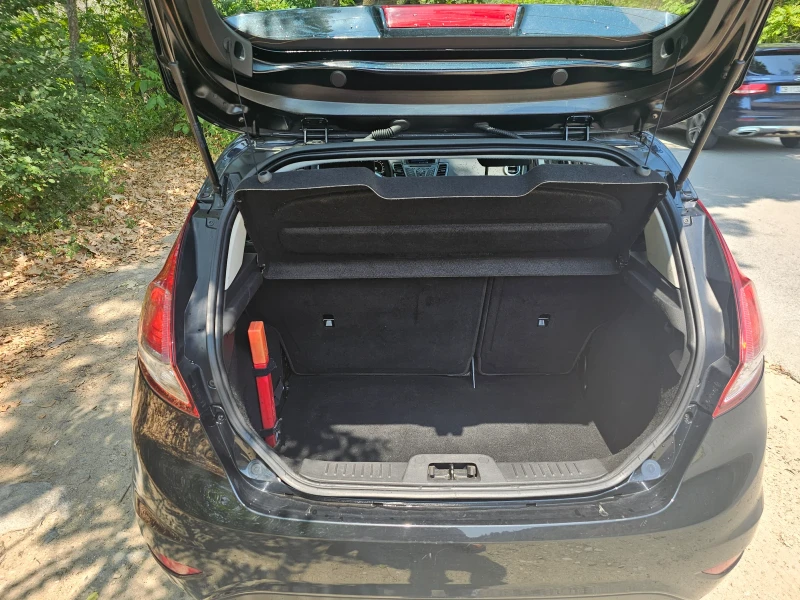 Ford Fiesta 1.5 tdci 95hp, снимка 7 - Автомобили и джипове - 52078900