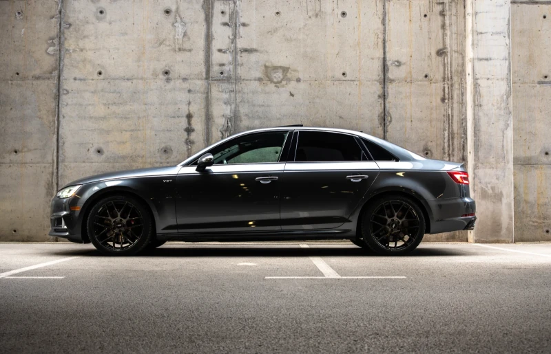 Audi S4, снимка 2 - Автомобили и джипове - 52542832