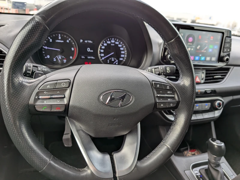 Hyundai I30 1.6 crdi, снимка 11 - Автомобили и джипове - 52501007