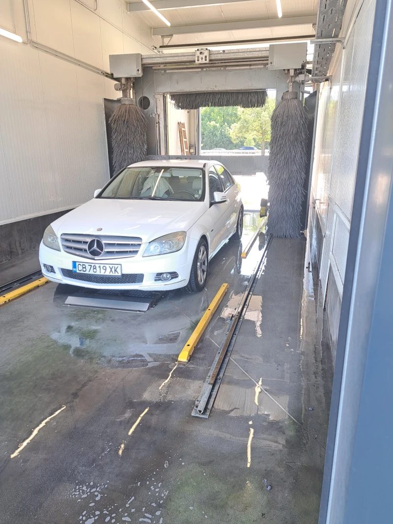 Mercedes-Benz C 200, снимка 6 - Автомобили и джипове - 53428220