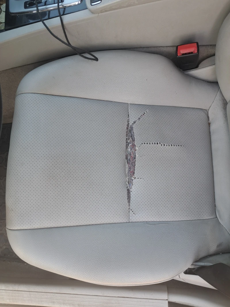 Mercedes-Benz C 200, снимка 12 - Автомобили и джипове - 53428220