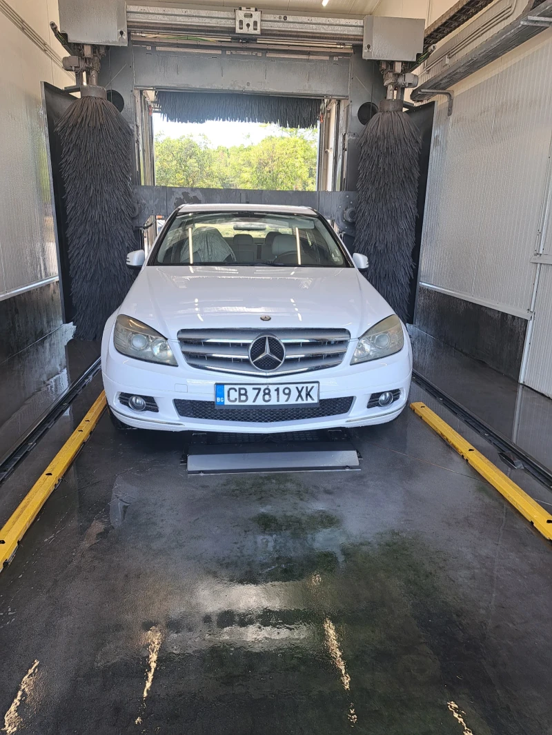 Mercedes-Benz C 200, снимка 9 - Автомобили и джипове - 53428220
