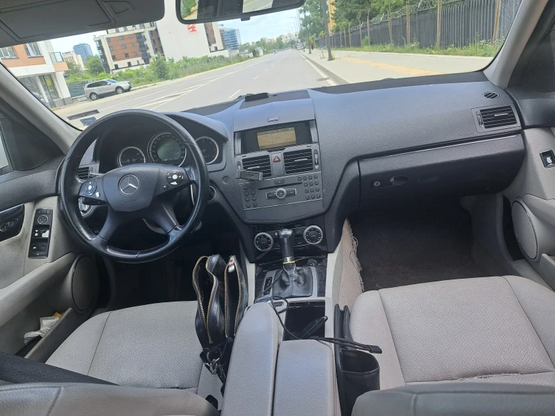 Mercedes-Benz C 200, снимка 14 - Автомобили и джипове - 53428220