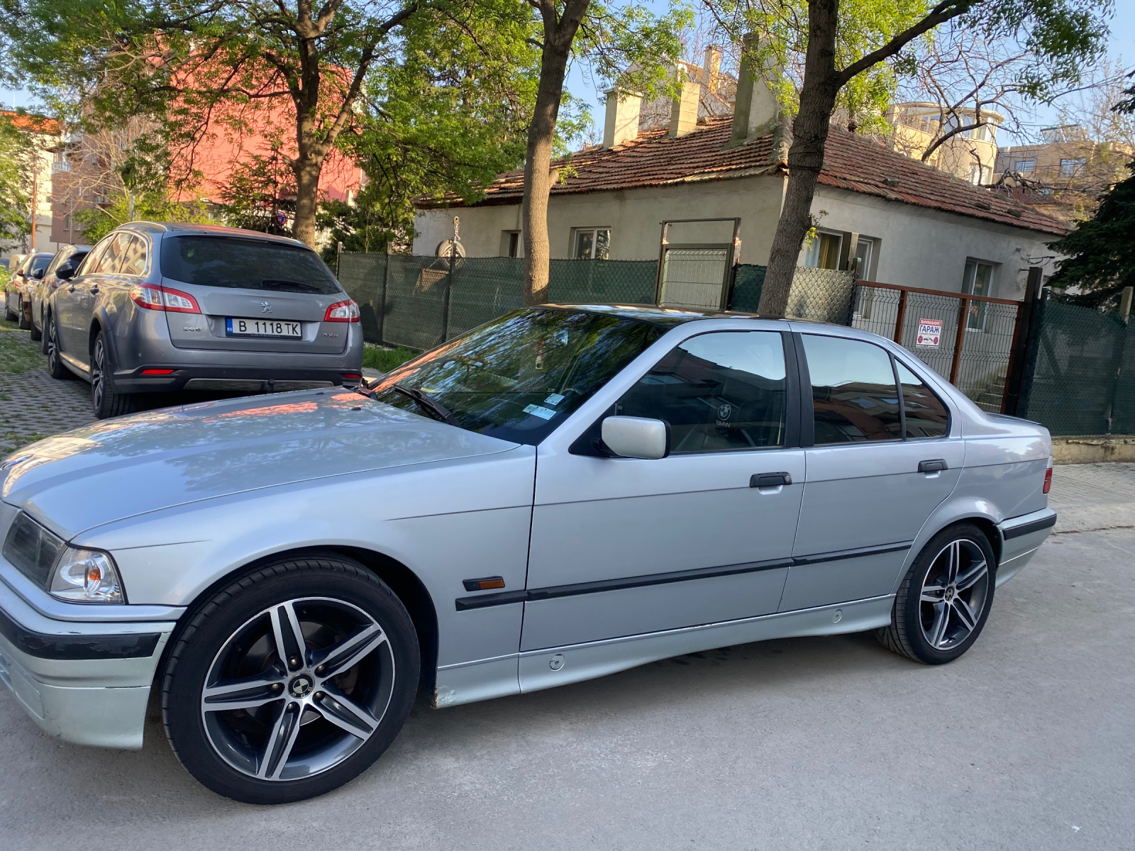 BMW 318 IS - изображение 1