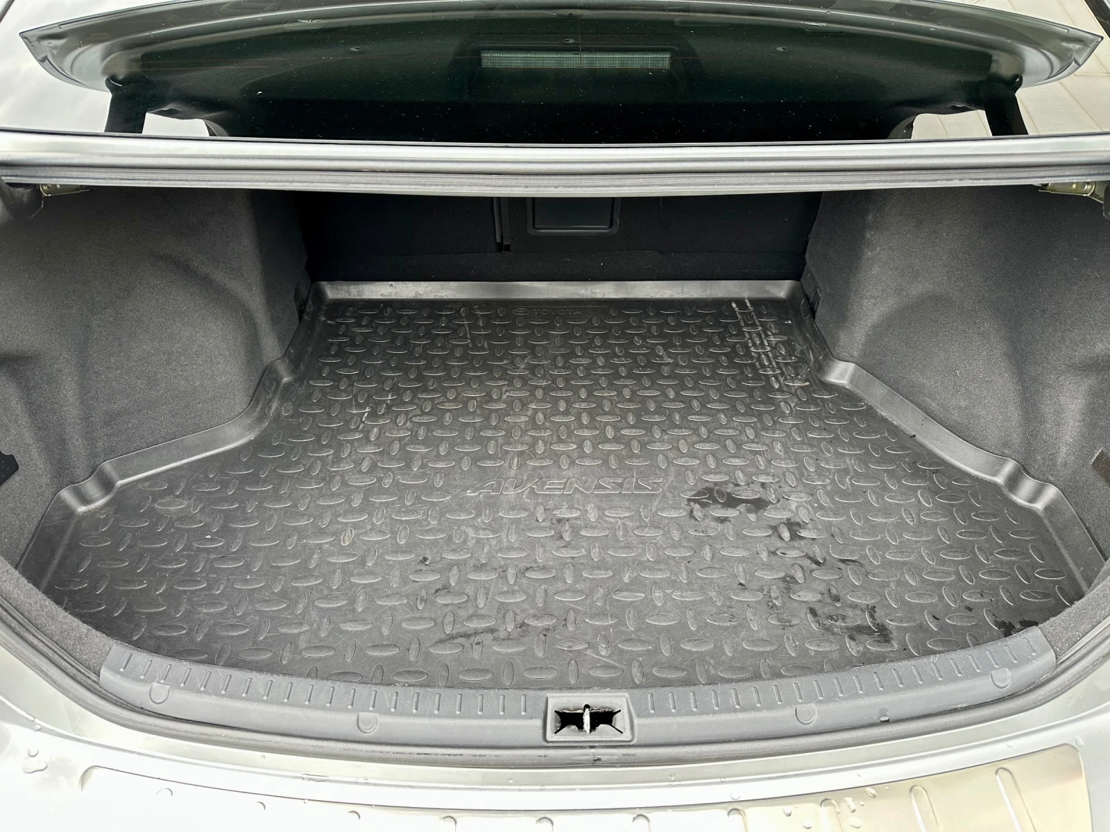 Toyota Avensis *   * 1.8*  * 82000*  | Mobile.bg   13