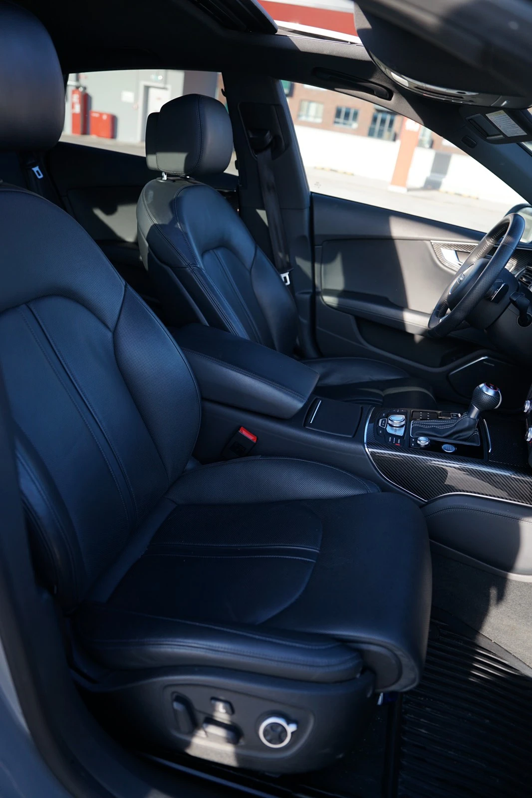 Audi Rs7 V8  4.0  TFSI  Carbon Package  B&O | Mobile.bg   15